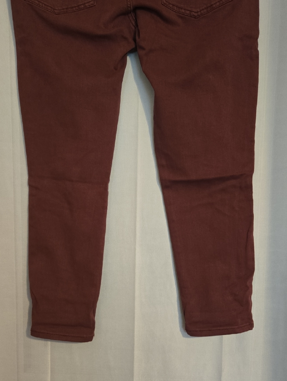 American Eagle Burgundy Low Rise Jeggings Sz 16 Short NWOT - Picture 7 of 7